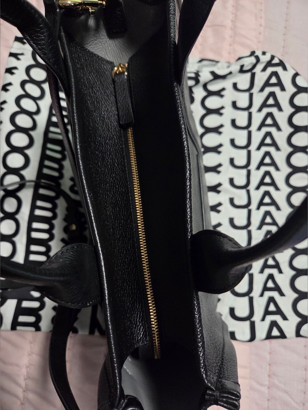 Marc Jacobs Medium Leather Tote Bag - Picture 8 of 14